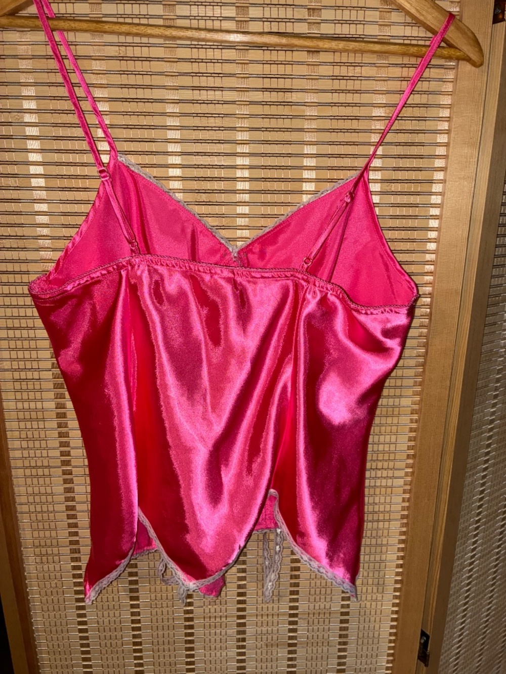 Y2K satin/lace cami - Picture 2 of 3